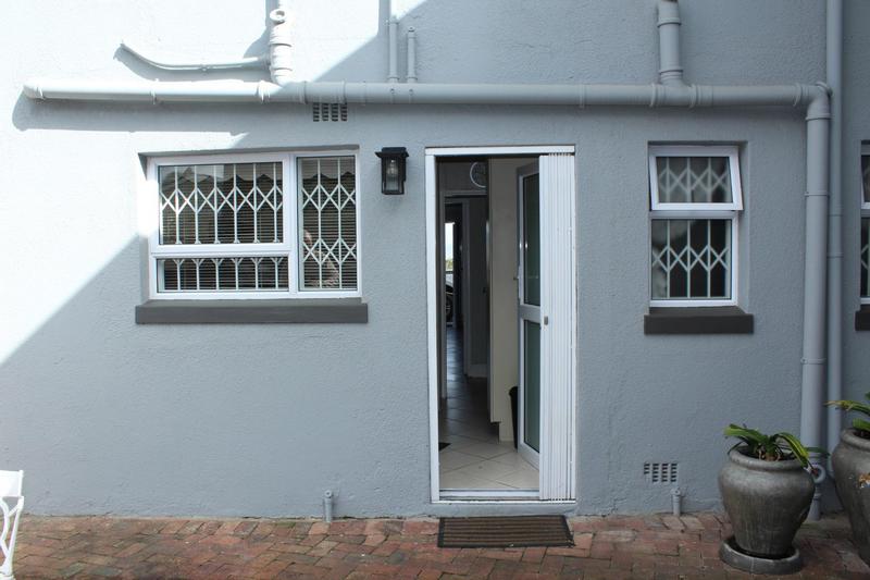 To Let 2 Bedroom Property for Rent in Avondale Western Cape